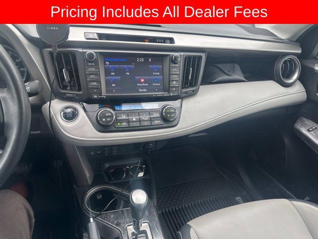 Used 2017 Toyota RAV4 Platinum AWD/4WD image 4