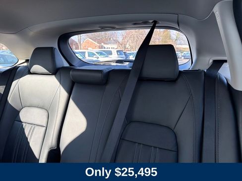 Used 2024 Honda HR-V EX-L image 4