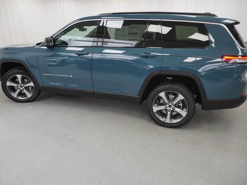 New 2026 Jeep Grand Cherokee L Limited image 14