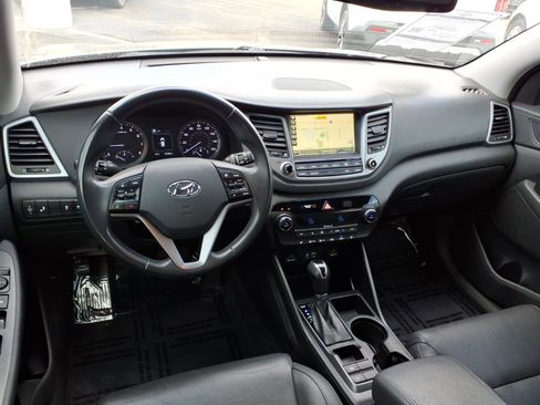 Used 2016 Hyundai Tucson Limited image 5