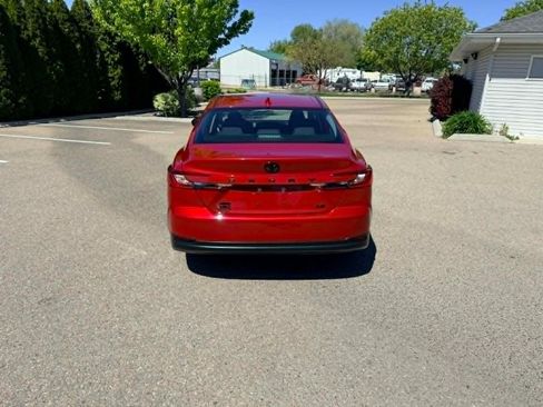 Used 2025 Toyota Camry LE w/ Convenience Package AWD/4WD image 4