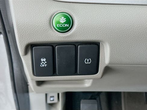Used 2014 Honda CR-V LX image 16