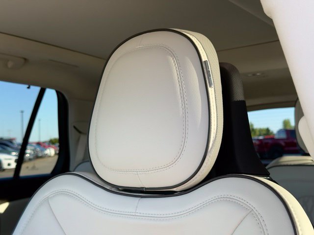 Used 2021 Lincoln Aviator Black Label AWD/4WD image 15