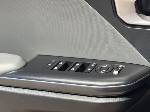 Certified 2025 Kia K4 FWD image 20