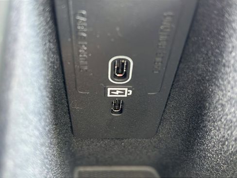 New 2026 Volvo XC60 B5 Plus AWD/4WD image 21