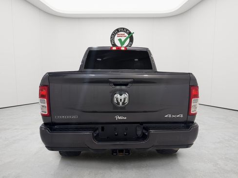 Used 2024 RAM 2500 Big Horn w/ Sport Appearance Package AWD/4WD image 4