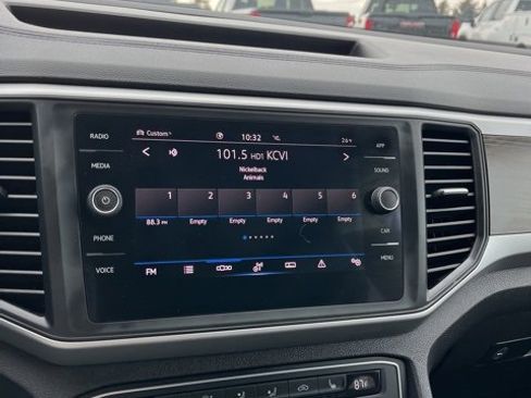 Used 2021 Volkswagen Atlas SE image 42