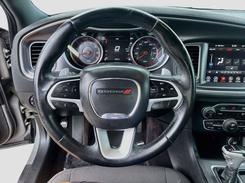 Used 2017 Dodge Charger R/T RWD image 11