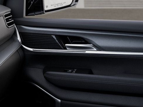 New 2026 Jeep Grand Wagoneer Limited AWD/4WD image 25
