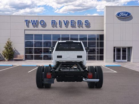 New 2026 Ford F550 2WD Regular Cab Super Duty image 5