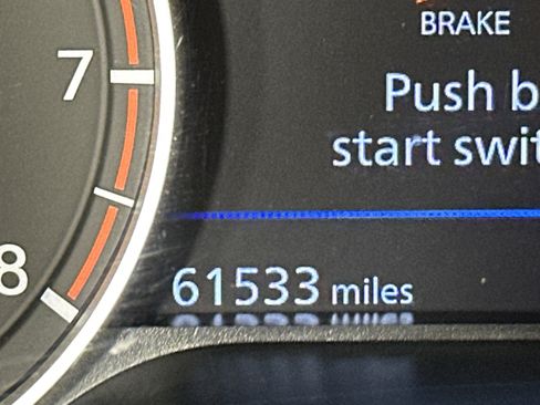 Used 2024 Nissan Altima 2.5 SV image 5