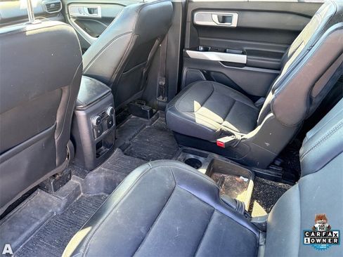 Used 2021 Ford Explorer Limited w/ Equipment Group 301A image 7