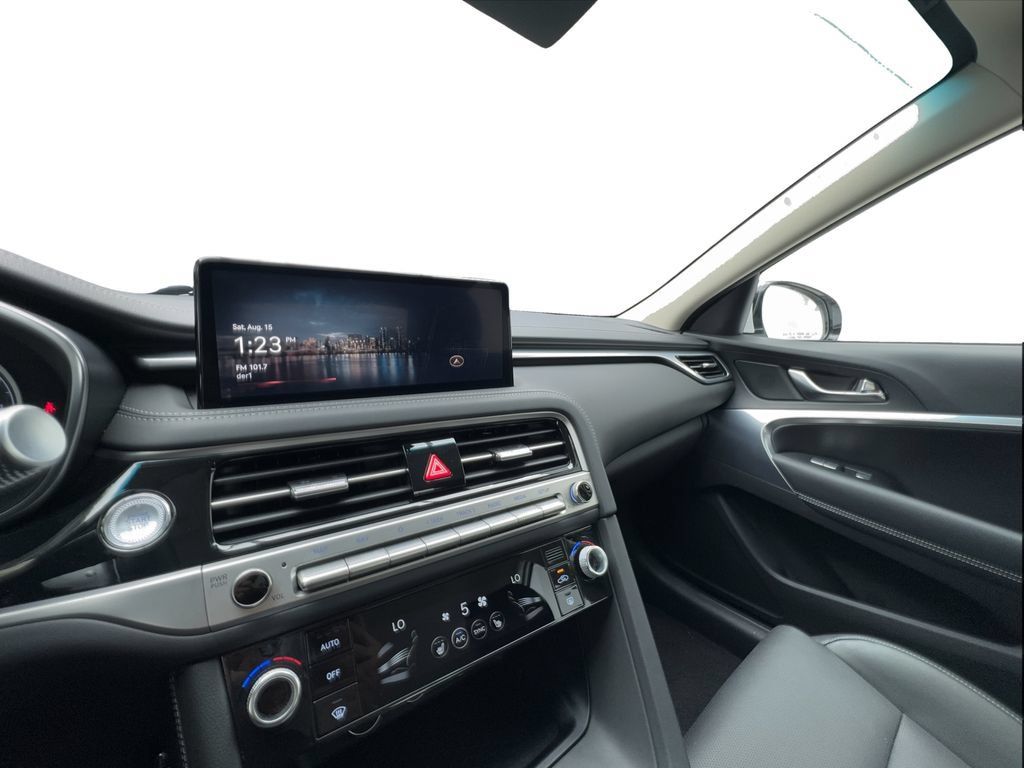 Used 2026 Genesis G70 2.5T RWD image 43