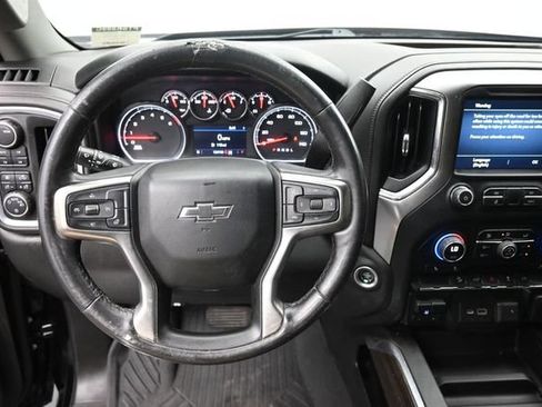 Used 2022 Chevrolet Silverado 1500 LT Trail Boss w/ Convenience Package II AWD/4WD image 12