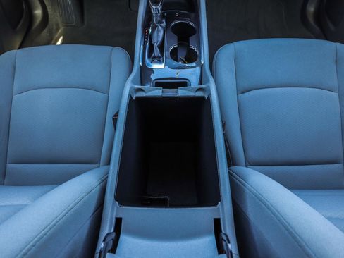 Used 2022 Chevrolet Malibu LT image 28