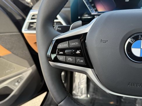 Used 2025 BMW 330i Sedan w/ Premium Package image 25