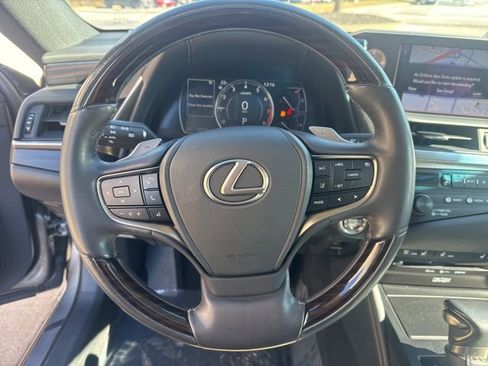 Used 2019 Lexus ES 350 image 17