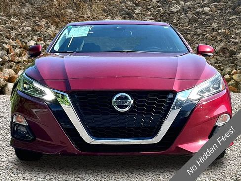 Used 2019 Nissan Altima 2.5 Platinum FWD image 3