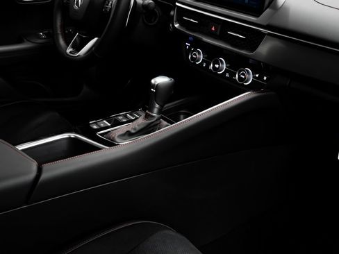 Certified 2025 Acura ADX A-Spec image 29