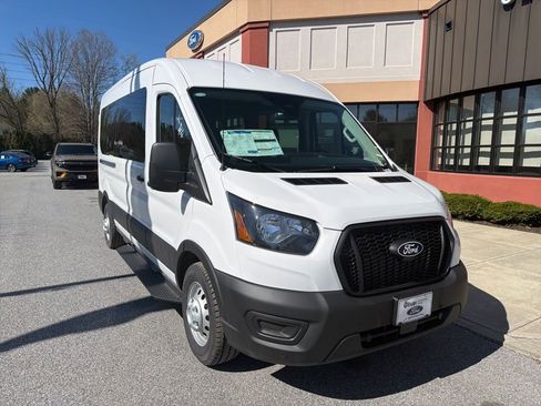 New 2026 Ford Transit 350 148 Medium Roof Wagon AWD image 9