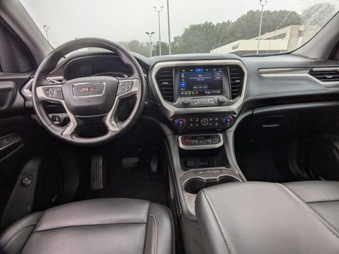 Used 2023 GMC Acadia SLT AWD/4WD image 18