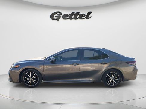 Used 2023 Toyota Camry SE image 8