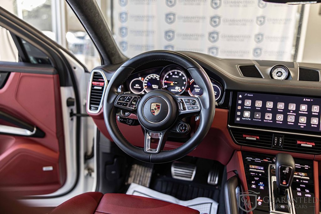 Used 2023 Porsche Cayenne Turbo AWD/4WD image 40