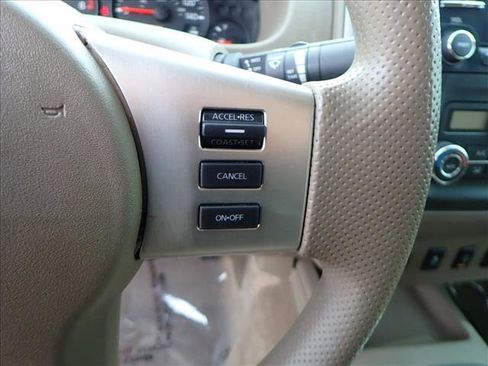 Used 2013 Nissan Frontier SV w/ SV Value Truck Pkg image 12