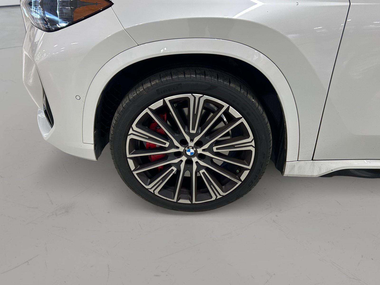 Used 2025 BMW X1 xDrive28i w/ Premium Package AWD/4WD image 8