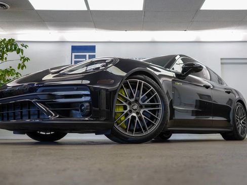 Used 2023 Porsche Panamera Turbo S image 3