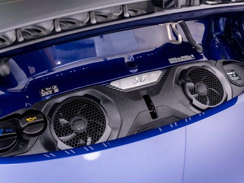Certified 2025 Porsche 911 Carrera RWD image 37