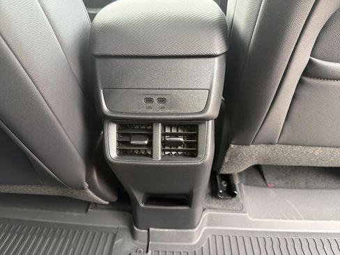 New 2027 Chevrolet Equinox LT w/ Convenience Package II AWD/4WD image 29