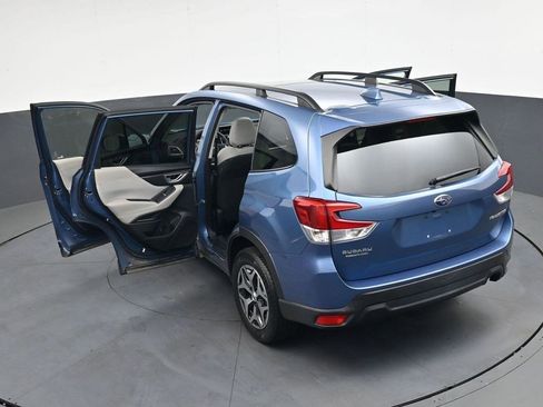 Used 2019 Subaru Forester Premium image 42