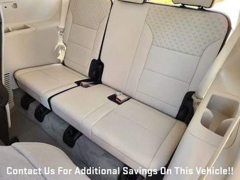 New 2026 GMC Acadia Denali w/ Super Cruise Package FWD image 21