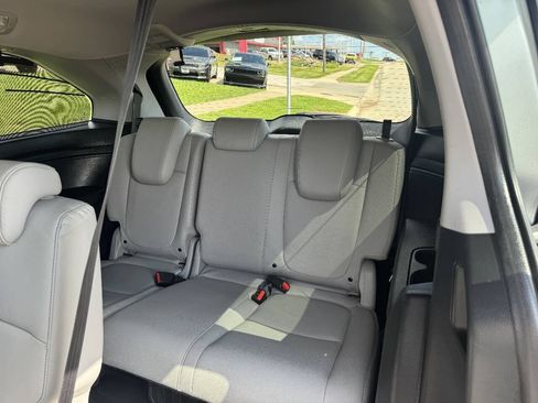 Used 2023 Honda Odyssey Touring image 13