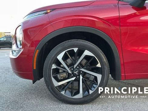 Used 2023 Mitsubishi Outlander SEL FWD image 7