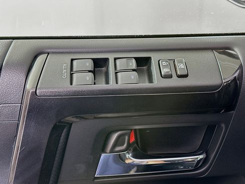 Used 2024 Toyota 4Runner TRD Off-Road Premium image 15