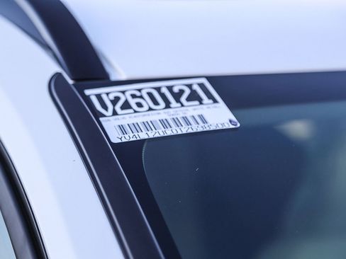 New 2026 Volvo XC40 B5 Plus w/ Protection Package Premier image 27