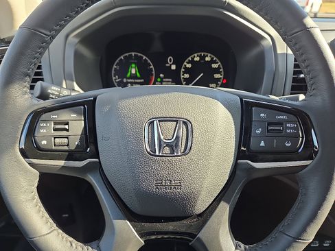 Used 2026 Honda Odyssey Elite image 24