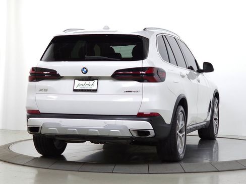Used 2025 BMW X5 xDrive40i w/ Parking Assistance Package AWD/4WD image 9