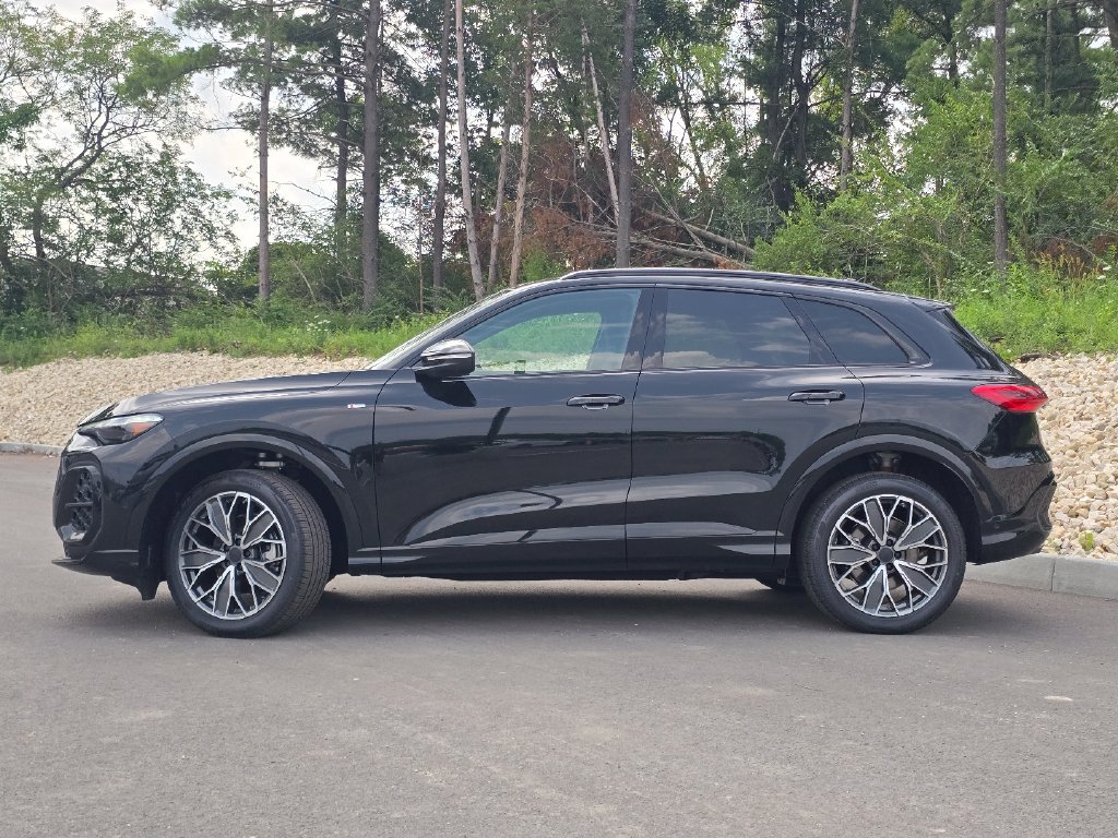 New 2026 Audi Q5 Premium Plus AWD/4WD image 3