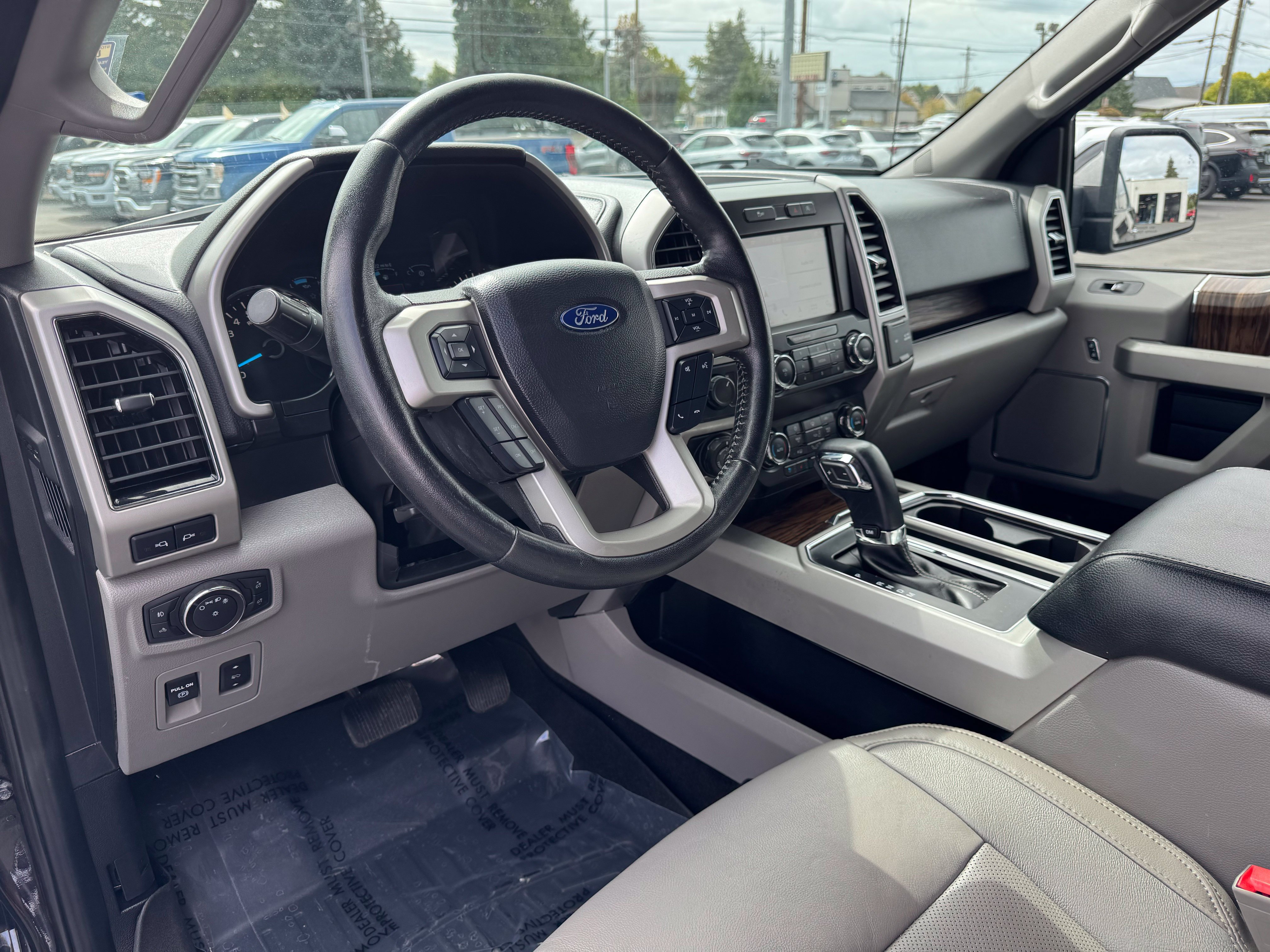 Used 2019 Ford F150 Lariat AWD/4WD image 17