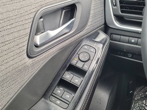 Certified 2023 Nissan Rogue SV FWD image 20