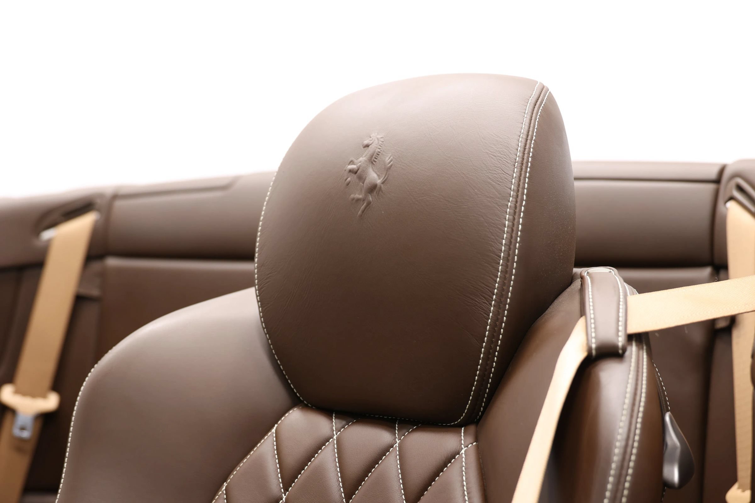 Used 2010 Ferrari California RWD image 20