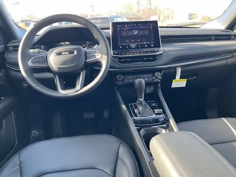 New 2026 Jeep Compass Limited image 16