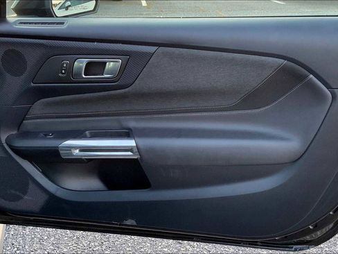 Used 2024 Ford Mustang Coupe image 37