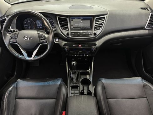 Used 2018 Hyundai Tucson Limited FWD image 11