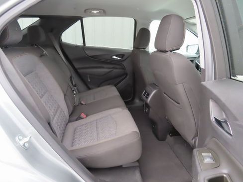 Used 2023 Chevrolet Equinox LT image 27