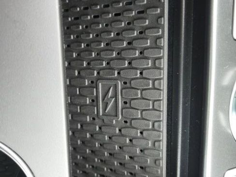 New 2026 Lincoln Nautilus Reserve image 26