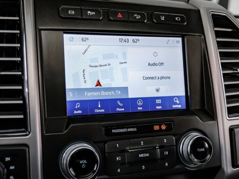 Used 2021 Ford F450 Platinum w/ FX4 Off-Road Package image 31